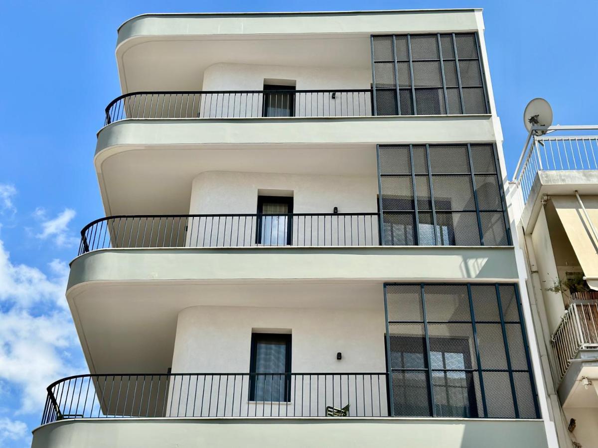 M & M - Boutique Apartments Афины Экстерьер фото
