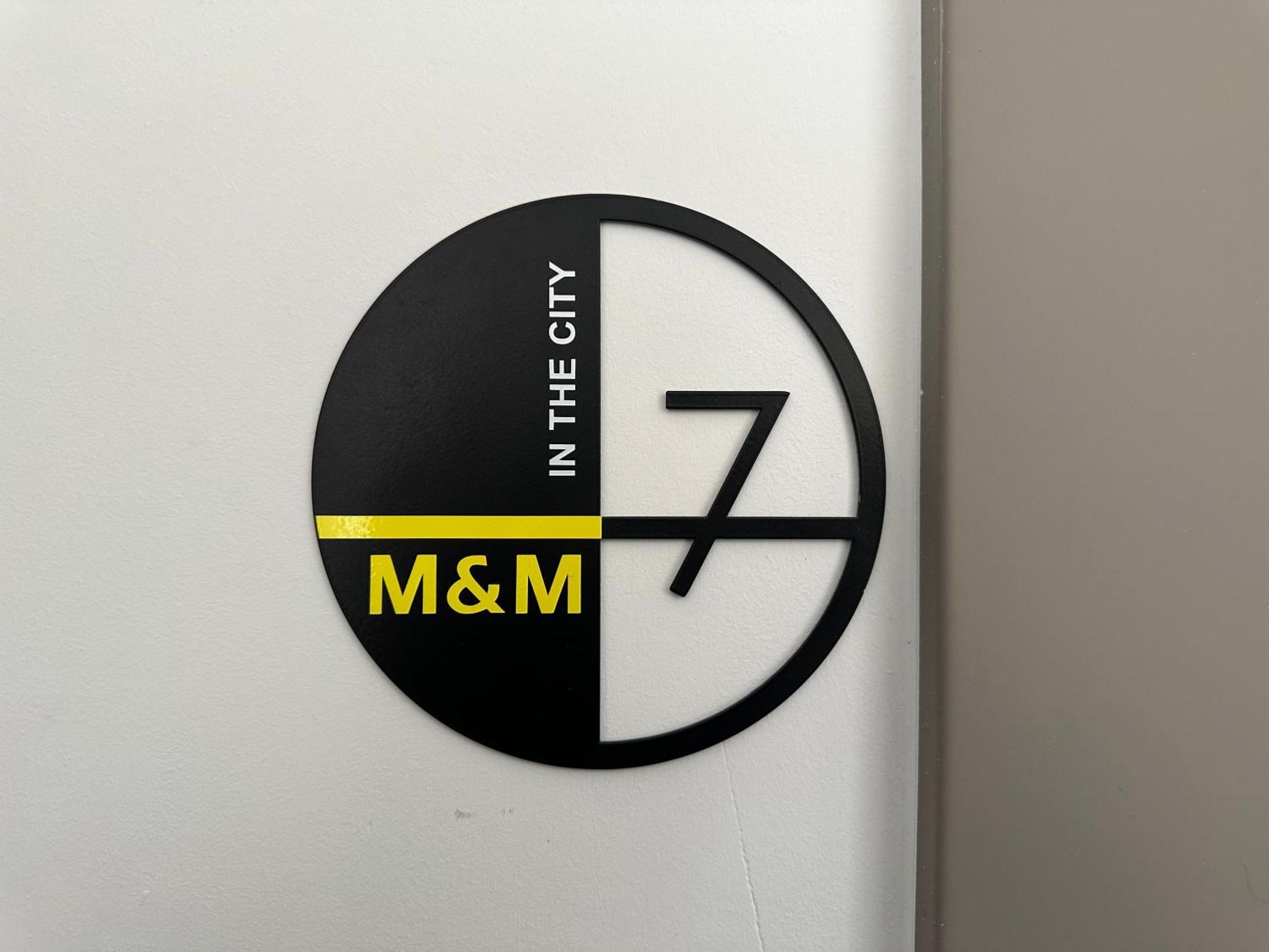 M & M - Boutique Apartments Афины Экстерьер фото