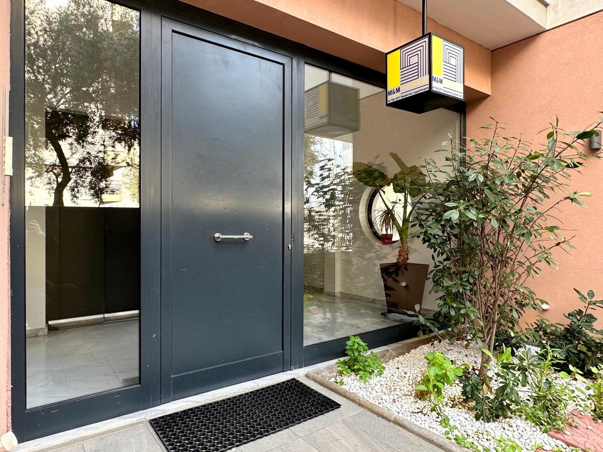 M & M - Boutique Apartments Афины Экстерьер фото