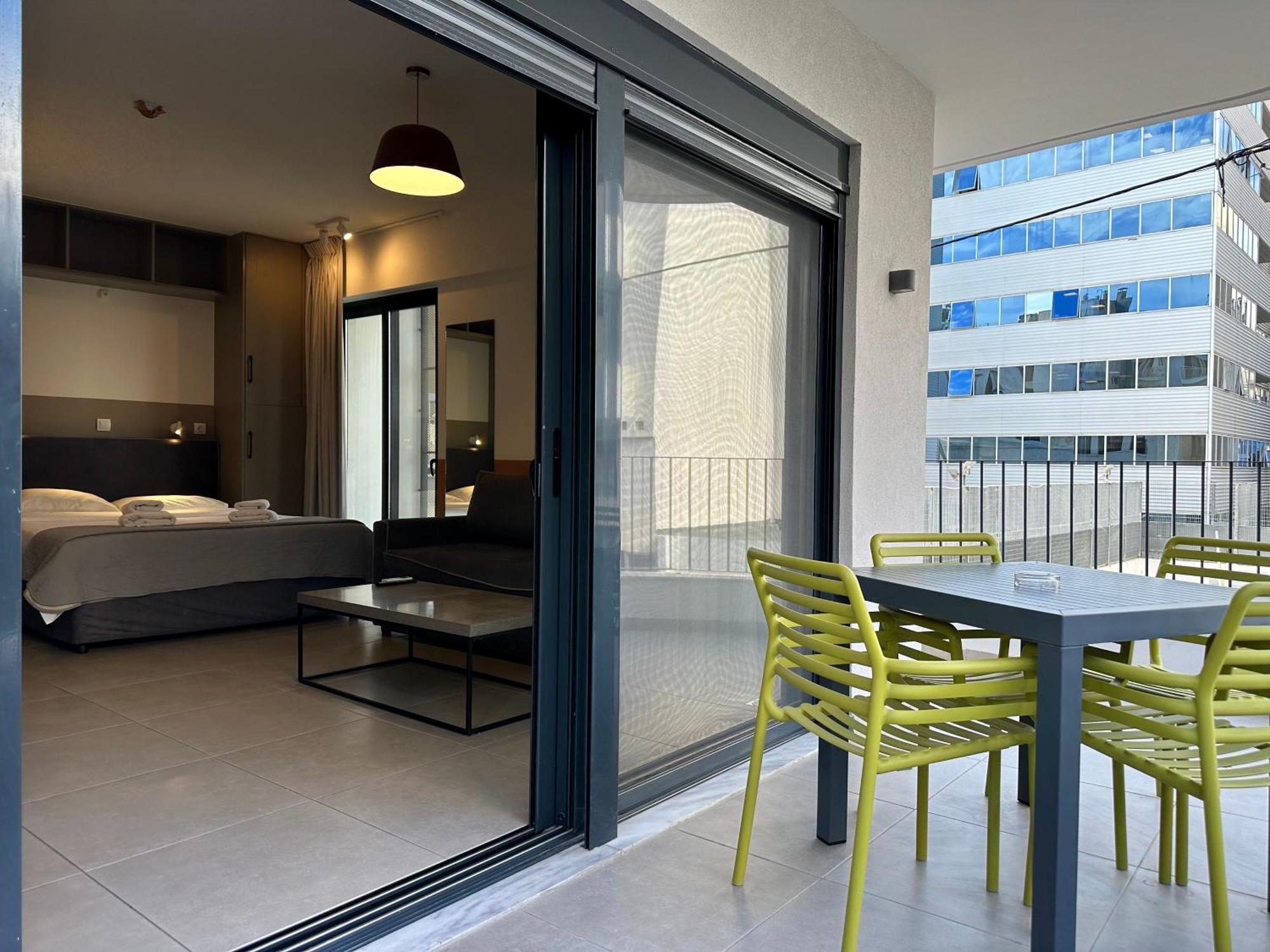 M & M - Boutique Apartments Афины Экстерьер фото